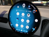 Apple CarPlayやAndroid Autoなど様々なアプリケーションがインストールされています!