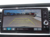 【バックカメラ装備済み】駐車の際の心強い味方!ガイドを見て確認しながら駐車できるので安全です。