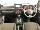 【運転席・助手席】スッキリとしたハンドル周りで使い勝手がいいです★