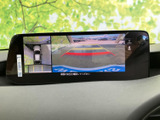 駐車時の安全をサポートする機能が充実。狭い場所でも安心して駐車できます。後方確認が容易になり、運転の負担を軽減します。