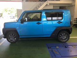 納車前にはプロのメカニックが点検、整備を行いますので安心してお乗り頂けます。