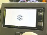 【純正ナビ】人気の純正ナビを装備。オーディオ機能も充実しており、Bluetooth接続すればお持ちのスマホやMP3プレイヤーの音楽を再生可能!毎日の運転がさらに楽しくなります!!