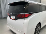LEDテールライトです。省電力、高輝度のLEDは明るく照らすので夜間運転時の視認性を高めます。スタイリッシュな見た目で細かいところもこだわりたいあなたに!