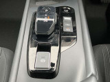 e-POWER独自のシフトノブです。感覚で入力できますので運転操作が楽になります