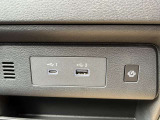 USB(A+C)