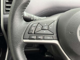 ハンドル左側に、ステアリングスイッチがついており、オーディオ等をコントロールできます。
