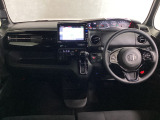ご購入いただいた全ての中古車に、1年間または2年間の走行距離無制限の保証「ホッと保証」を無料でお付けします!!