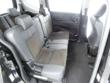 ゆとりある広々とした車内空間は、ドライブを始め買い物やレジャーなど、幅広く活躍します。一人でもみんなとでもお出かけを楽しみましょう!