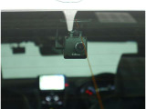 リヤ用ドライブレコーダー装備!これがあれば、相手方が危険運転をしてきた場合などでも客観的に証明でき、事故や事件の直接的な証拠の確保にも生り得ます。