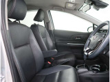 【フロントシート】運転しやすいドライバーズコックピット!ドライブが楽しくなります。