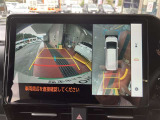 全周囲カメラ付きで車庫入れも安心ですね。