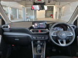 見通しのよいすっきりとした視界で、誰でも運転しやすいです。運転のしやすさは疲れにくさにも繋がりますよ♪