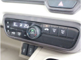 オートエアコンのお車ですので室内の温度をスムーズに調整してくれます♪