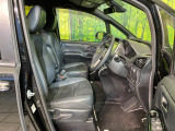 運転席シート廻りは使用感も少なく、良好な状態となっています。丁寧に使われていたことがよくわかりますね。