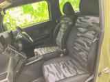 運転しやすい視界と、操作しやすい配置が魅力です。快適なドライブをサポートする空間が広がります。