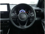各操作スイッチなどもハンドルから手を放すことなく操作可能で安全運転に支援いたします!