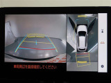 パノラミックビューモニター付きです。車両を上から見たような映像をディスプレイオーディオ画面に表示。運転席からの目視だけでは見にくい、車両周辺の状況をリアルタイムでしっかり確認できます。
