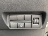【運転席右下】