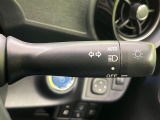 【オートライト】周りの明るさに応じて自動でヘッドライトの点灯・消灯ができる機能です!ライトの付け忘れ・消し忘れなどが無くなり、雨の日や夕方の走行も安心!トンネル通過時も便利ですね♪