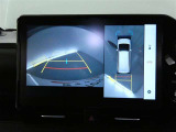 【バックカメラ】バックカメラ装着車です。バックする時に、後方の様子をナビ画面に表示します!慣れない駐車場での駐車や、せまい場所での車庫入れの時も、安全確認OK!思いがけずコツン!なんて事も防げますヨ