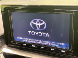 【純正9型ナビ】人気の純正ナビを装備しております。ナビの使いやすさはもちろん、オーディオ機能も充実!キャンプや旅行はもちろん、通勤や買い物など普段のドライブも楽しくなるはず♪
