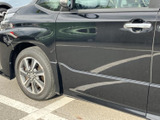 運転に集中できる、洗練された空間です。操作しやすい配置で快適なドライビングをサポートし、使いやすさにもこだわりました。