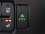 エンジン、エアコンなどを制御し低燃費な『ECONモード』に、また走りを楽しみたいとき、空調など快適性を重視したいときにはスイッチOFFで通常モードに切り替えができます!