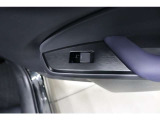 運転席ドアスイッチ回りの画像です