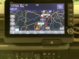 ナビゲーションはフルセグTV、インターナビ対応のGathers純正メモリーナビを搭載しています。Bluetoothオーディオ機能がありますので、スマートフォンなどの音楽も再生できます。