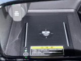 ワイヤレス充電器です