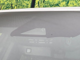 【トヨタセーフティセンス】走行中に前方の車両等を認識し、衝突しそうな時は警報とブレーキで衝突回避と被害軽減をアシスト。より安全にドライブをお楽しみいただけます。