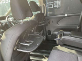 左右後席シートバックテーブル付いてます♪