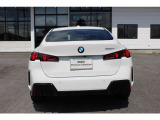 BMW認定中古車 車両本体価格に保証も含まれております!BMW認定中古車ですのでご安心くださいませ!