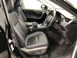 【運転席・助手席】です!実際お座りいただくのが分かりやすいと思いますので、ぜひお気軽にご来店ください♪状態もいいですよ☆