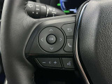 ステアリングスイッチ装備!運転しながら手元でオーディオの操作などができます。