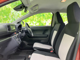 運転しやすい運転席周り。操作系もシンプルで、直感的に操作できます。快適な運転環境をサポートします。