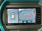 360度ビューモニターで車内から周囲の障害物を確認することができます!駐車場から出るときの左右の確認にも便利です♪
