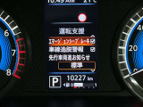 安全装備もばっちり。警告灯や警告音でドライバーにしっかりお知らせ・サポートします。