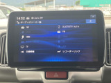 CD、USB、Bluetoothなど、多彩なソースに対応。お好みの音楽で快適なドライブをお楽しみいただけます。充実したオーディオ機能で、車内時間をより楽しく。