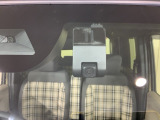 先進の安全運転支援システム、HondaSENSINGがもたらす、より高い安心と快適性です。ドライブレコーダー付きで、万が一の場合でも安心です。