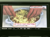 停車中にTVの視聴が可能です。休憩時間にニュースや番組を楽しめるので、長距離ドライブも退屈しません。