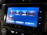 CD、DVD、Bluetooth、AM、FM、AUX、スマートフォン接続ができます。