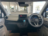 運転席からの視界もとても良好です!