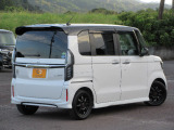 外装も丁寧に磨いております。是非1度実車をご覧ください!