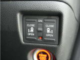 ◆両側電動スライドドア◆狭い駐車場でも乗り降りが楽々♪お子様が隣の車にドアを当ててしまう心配もございません!小さなお子様連れの方もこれで安心。