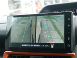 サイドカメラ(左右の死角を確認できます)