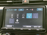 お気に入りの音楽を最高の音質で楽しめます。ラジオやCDだけでなく、様々なソースに対応。ドライブ中のエンターテイメントを充実させてくれます。