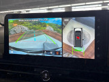 【アラウンドビューモニター】専用のカメラにより、上から見下ろしたような視点で360度クルマの周囲を確認することができます☆死角部分も確認しやすく、狭い場所での切り返しや駐車もスムーズに行えます。