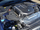 BMWを熟知したメカニックによる100項目の点検・整備を行います。不具合箇所、交換時期に達している部品に関しましては、全て当社負担で交換してからのご納車となります。