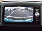 バックカメラ付き♪車庫入れ、バックでの駐車時に後方が見える事での安心感は大きいです☆一度装備したら外せなくなるアイテムです♪